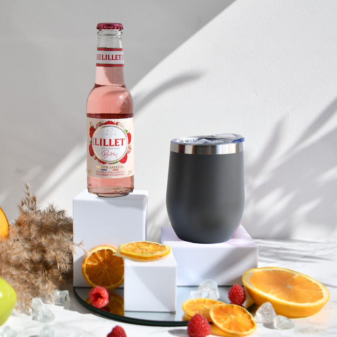 Geschenk-Set mit Becher + Wunschgravur inkl. Lillet Wildberry