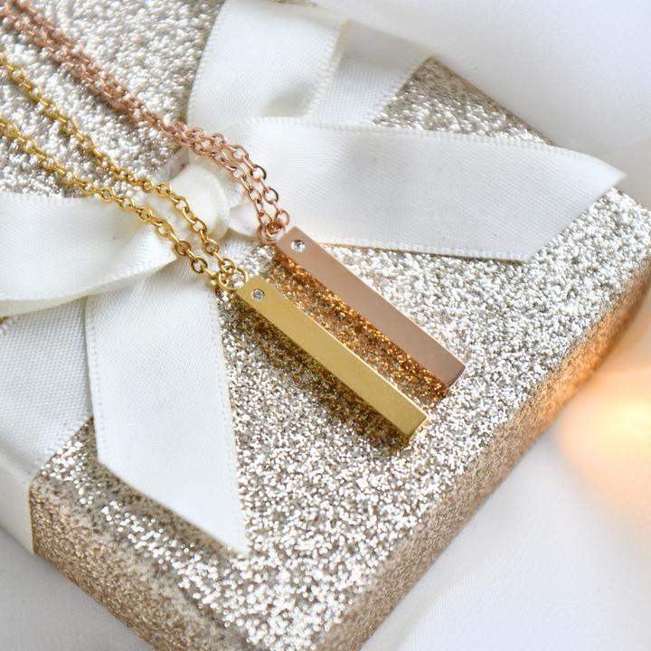 Kette mit Anhänger eckig mit Zirkonia inkl. Personalisierung