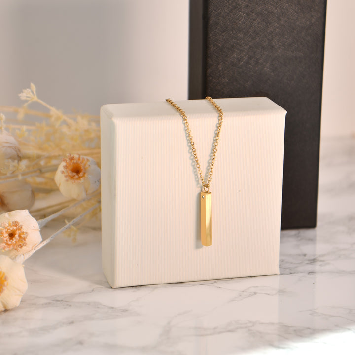 Kette mit Anhänger eckig mit Zirkonia inkl. Personalisierung
