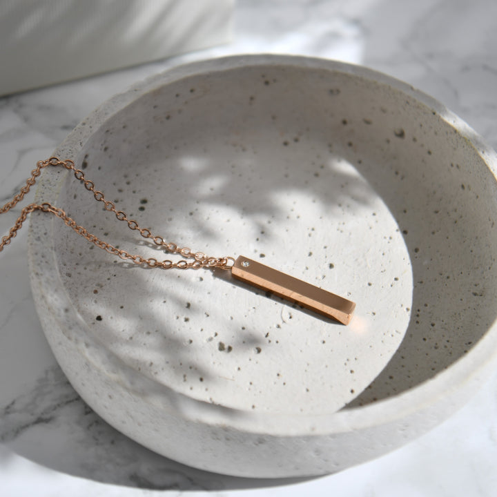 Kette mit Anhänger eckig mit Zirkonia inkl. Personalisierung